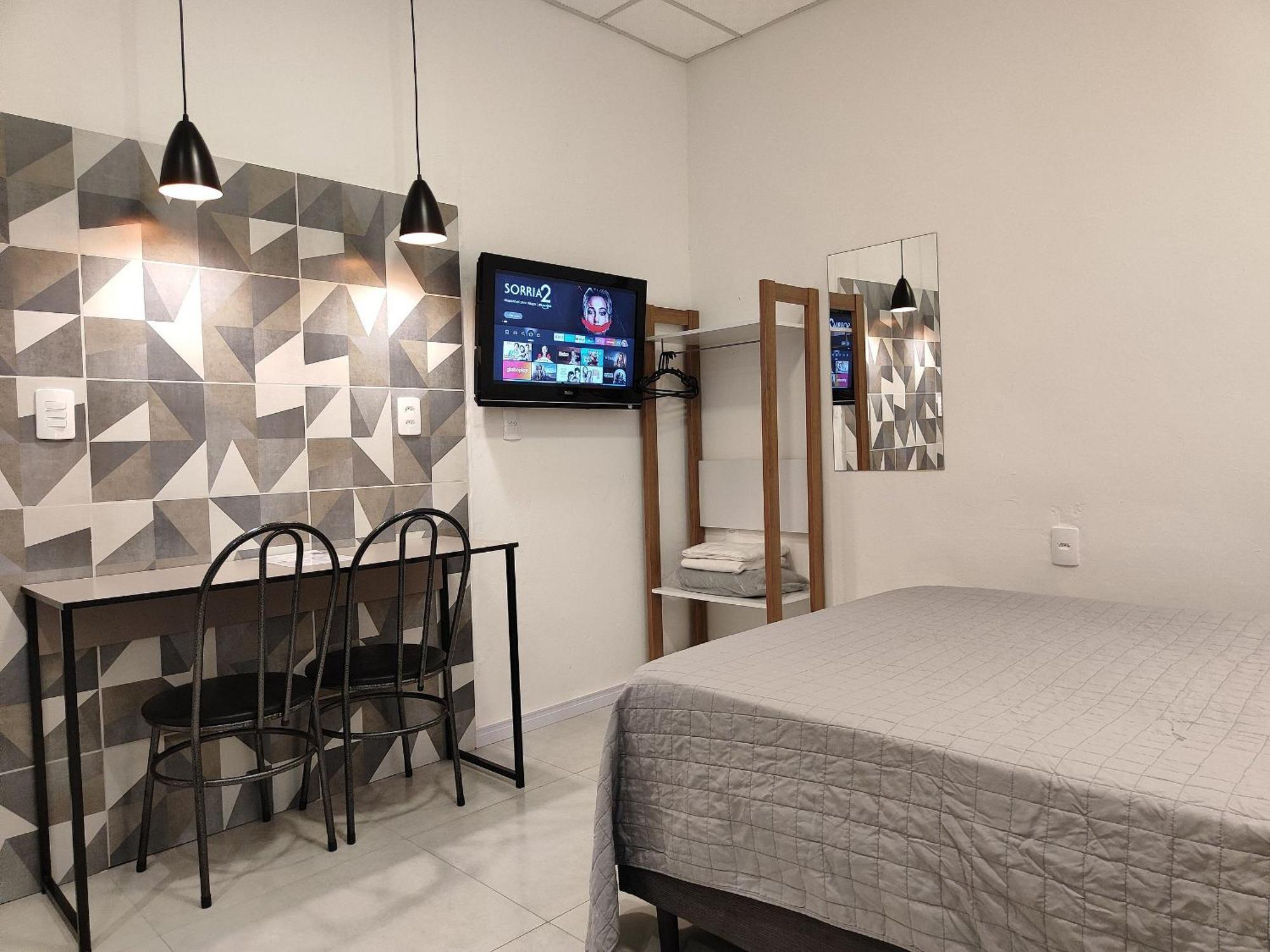 Villa Bilac - Studios Proximo A Vila Germanica Bairro Da Velha บลูเมเนา ภายนอก รูปภาพ
