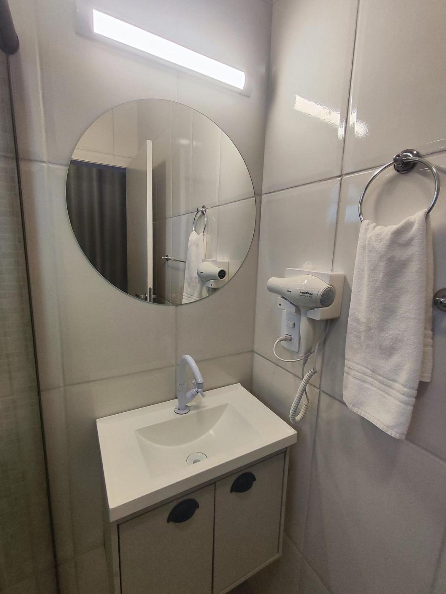 Villa Bilac - Studios Proximo A Vila Germanica Bairro Da Velha บลูเมเนา ภายนอก รูปภาพ